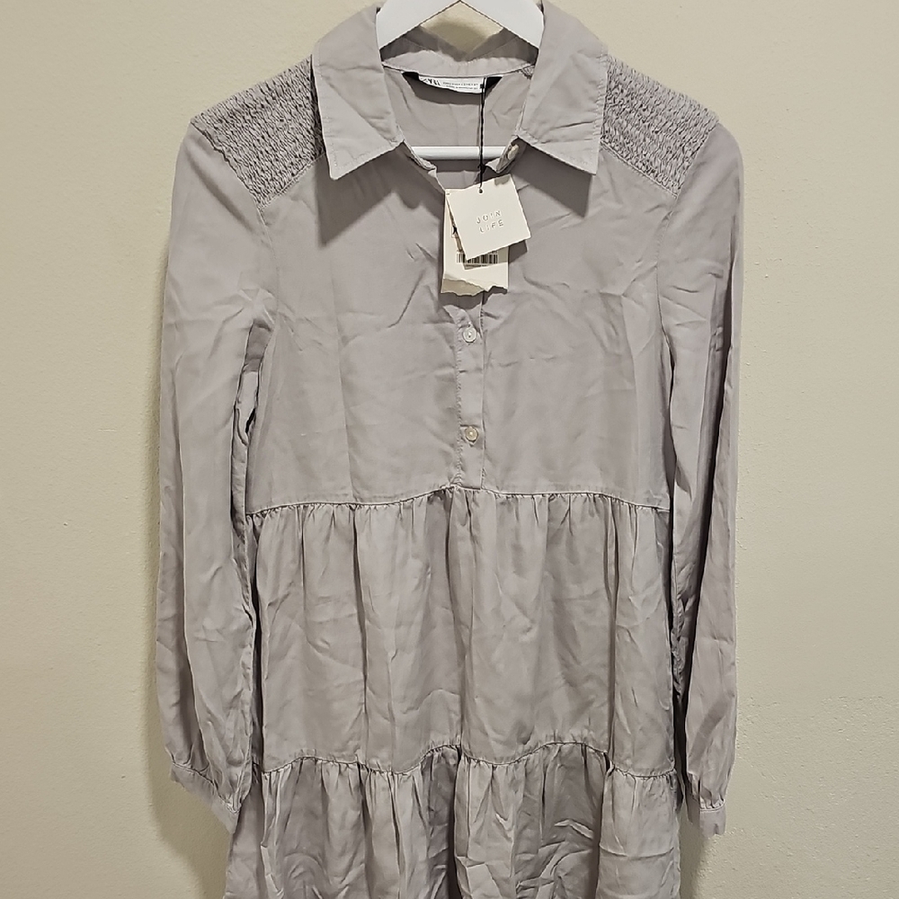 Zara XS Gray Tiered Blouse – NWT - Picture 2 of 5